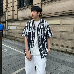 CS506～批35控49有货（自家图）黑白水墨花痞帅衬衫男生短袖夏季图片