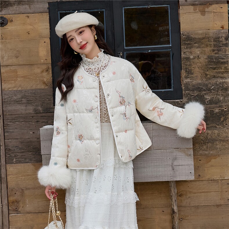 【年货主推bao款】2026冬装新款新中式重工刺绣狐狸毛羽绒服90绒,女装羽绒服,雅静靓衣