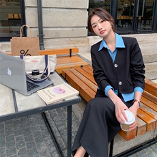 两件套裙子套装女2023春季新款韩版气质时尚衬衫拼接短款西装外套，女装套装/套裙，辉之琳
