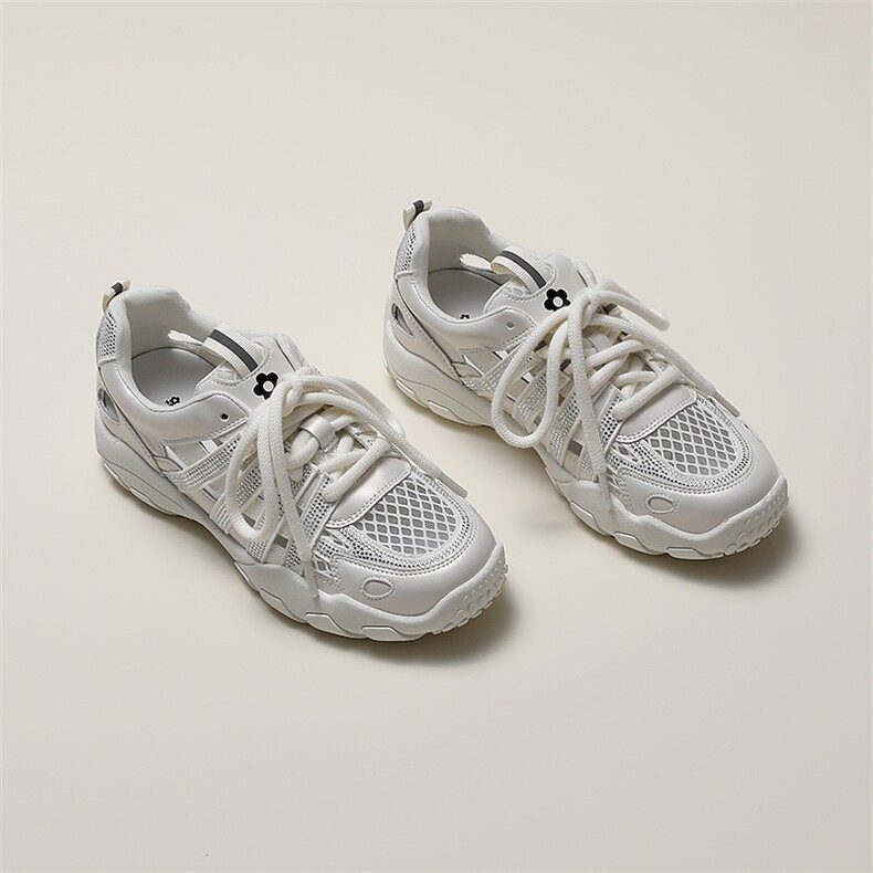 Montagut/梦特娇镂空水钻网面系带休闲女鞋新款透气轻便运动户外，女鞋休闲鞋，上品集物