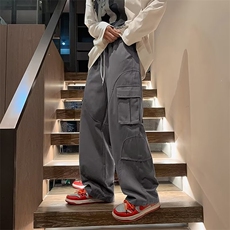 灰色