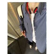 藏青色