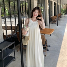 白色超仙雪纺度假风连衣裙2025夏季气质女神范名媛高级感挂脖长裙，女装连衣裙，2C232