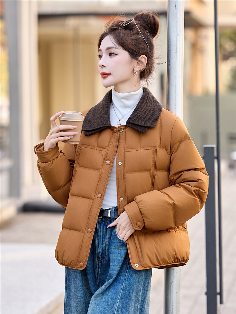 时尚短款羽绒服女2025年冬季新款气质小香风时尚翻领冬装保暖外套,女装羽绒服,拾衣
