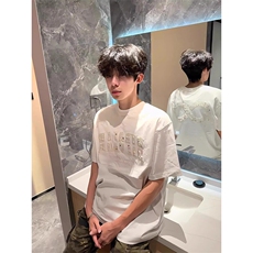 白色