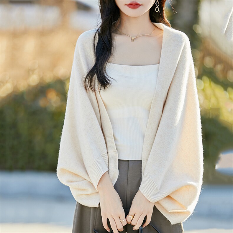 100%纯羊毛披肩开衫女春秋款V领针织斗篷毛衣宽松蝙蝠袖外搭上衣,饰品披肩,蒙特羊绒
