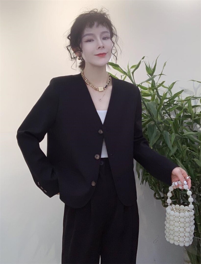 春款新款V领韩版小外套，其它，瑟拉·女人缘