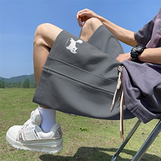 深灰色