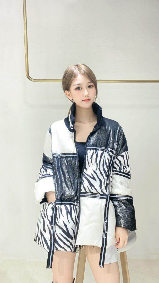 【现货】2021冬季新款羽绒服，女装羽绒服，主莱依