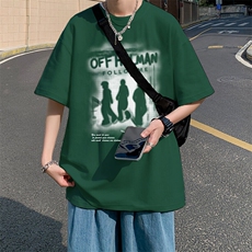 墨绿色