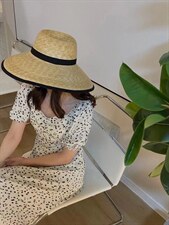 春夏，韩版碎花连衣裙，女装连衣裙，董与朱(4F)