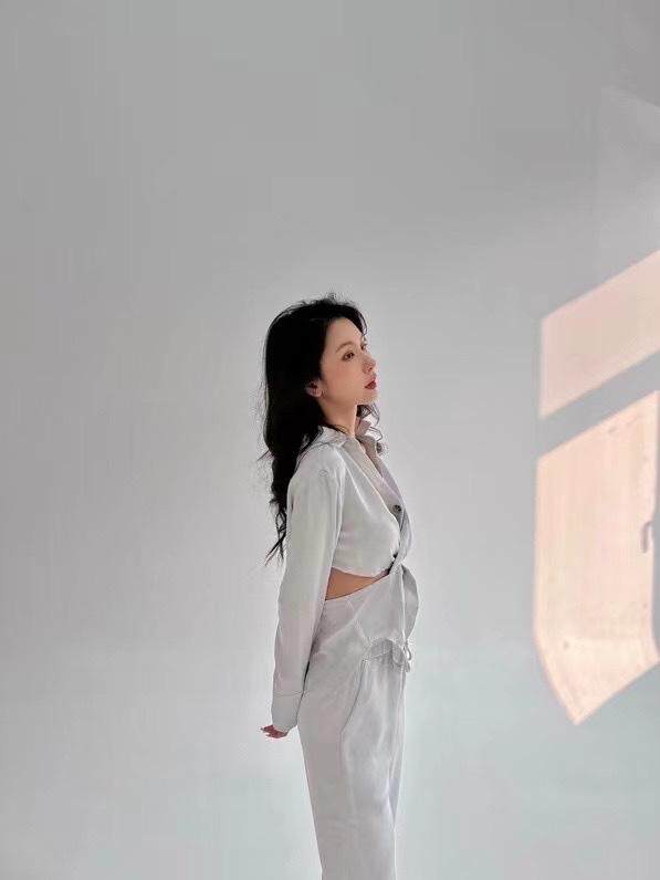 褶皱设计套装，女装职业装，HE