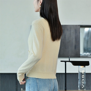 高级感灰色v领美拉德毛衣外套女秋冬季外搭羊毛针织开衫宽松上衣图片