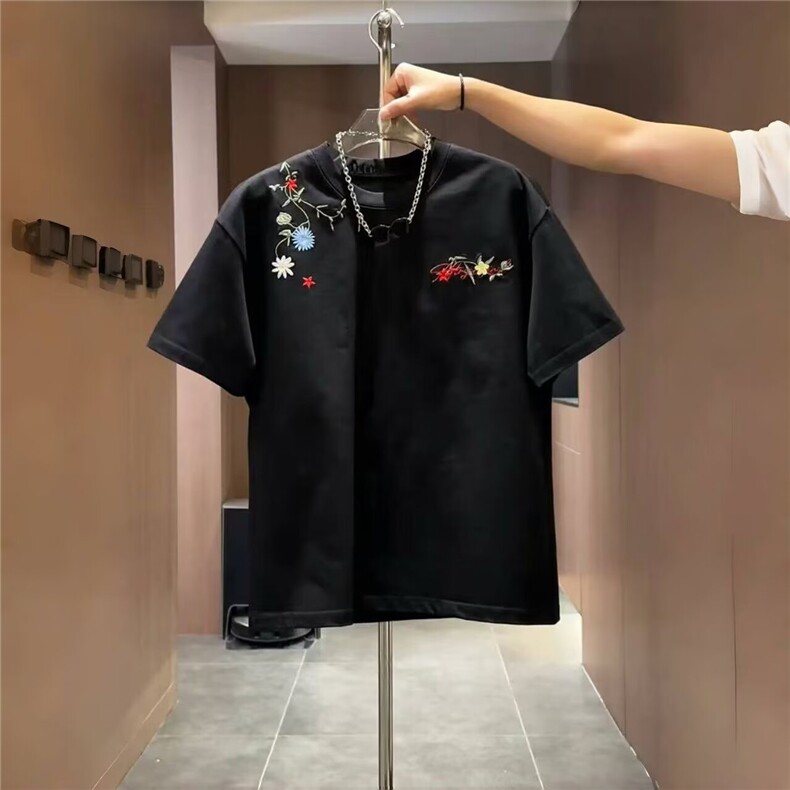 夏季新品潮彩绘花卉刺绣短袖男士潮牌痞帅时尚百搭圆领休闲T恤,男装T恤,电商B212（原钱塘6029）