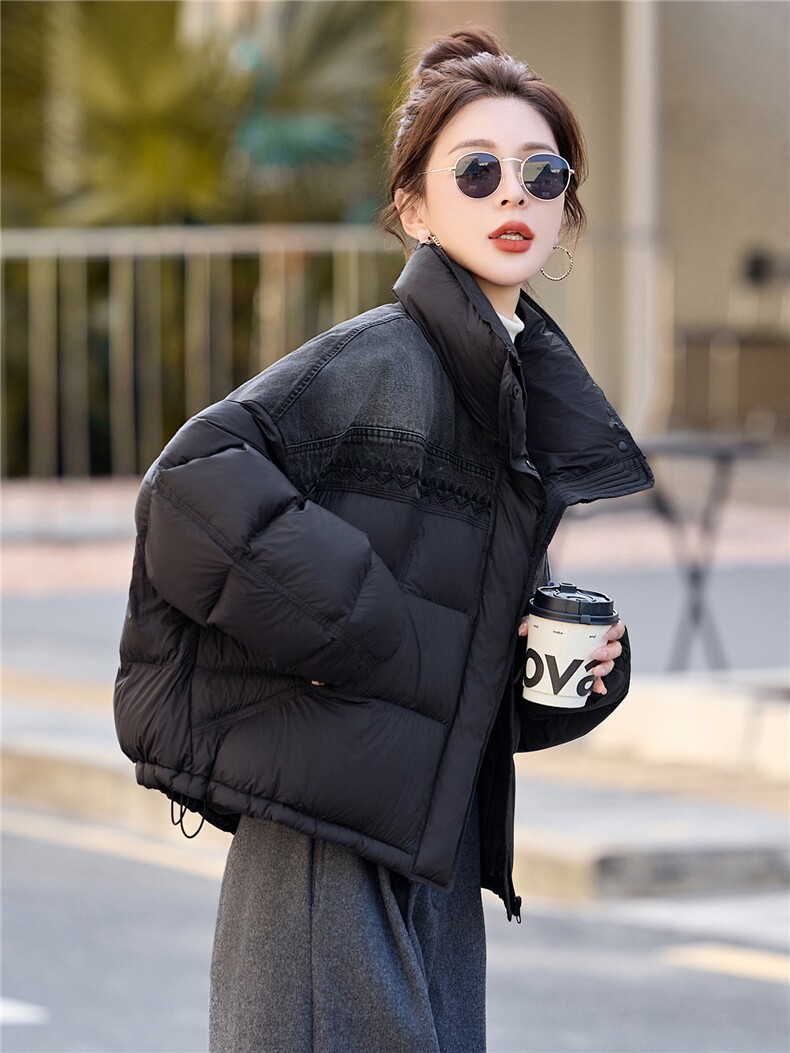 2025冬季新款韩版宽松立领牛仔拼接90白鸭绒羽绒服女短款面包服,女装羽绒服,沁沁公主