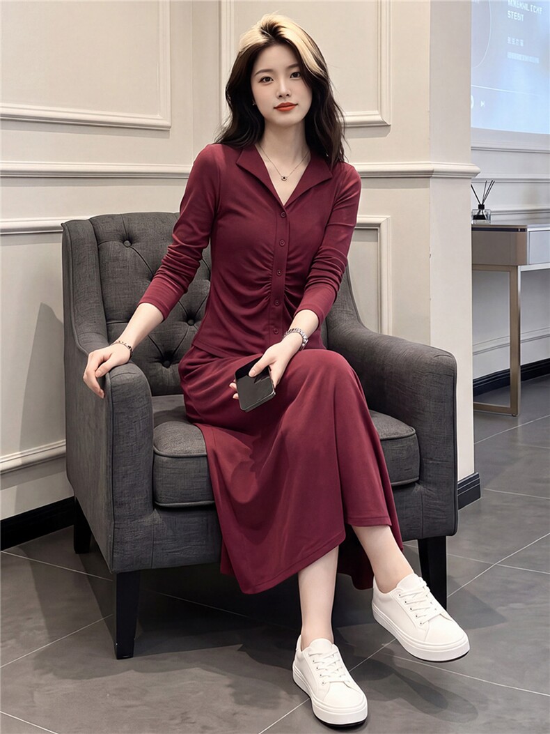 韩版时尚套装裙女春秋款高级感显瘦V领纽扣设计上衣半身裙两件套,女装套装/套裙,江南