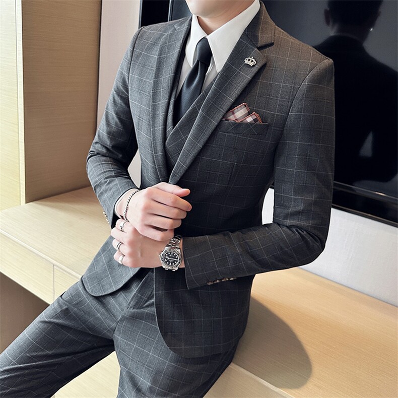 主推男士英伦风西装单排扣三件套尖领商务西服KTZ1834-P330，男装西服套装，星座1105-3