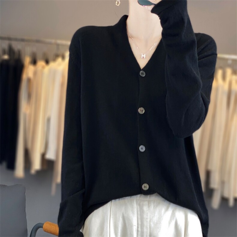 秋冬轻奢复古风精纺羊毛针织开衫女宽松V领长袖毛衣外套打底上衣，女装针织衫/毛衣，雪真羊绒