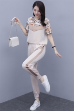 大量现货2022年夏季时尚潮流舒适醋酸短袖休闲宽松套装，女装套装/套裙，奕薇雅