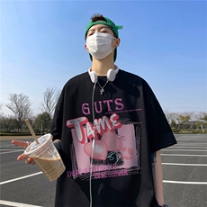 黑色