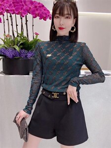 秋装植绒小衫图片