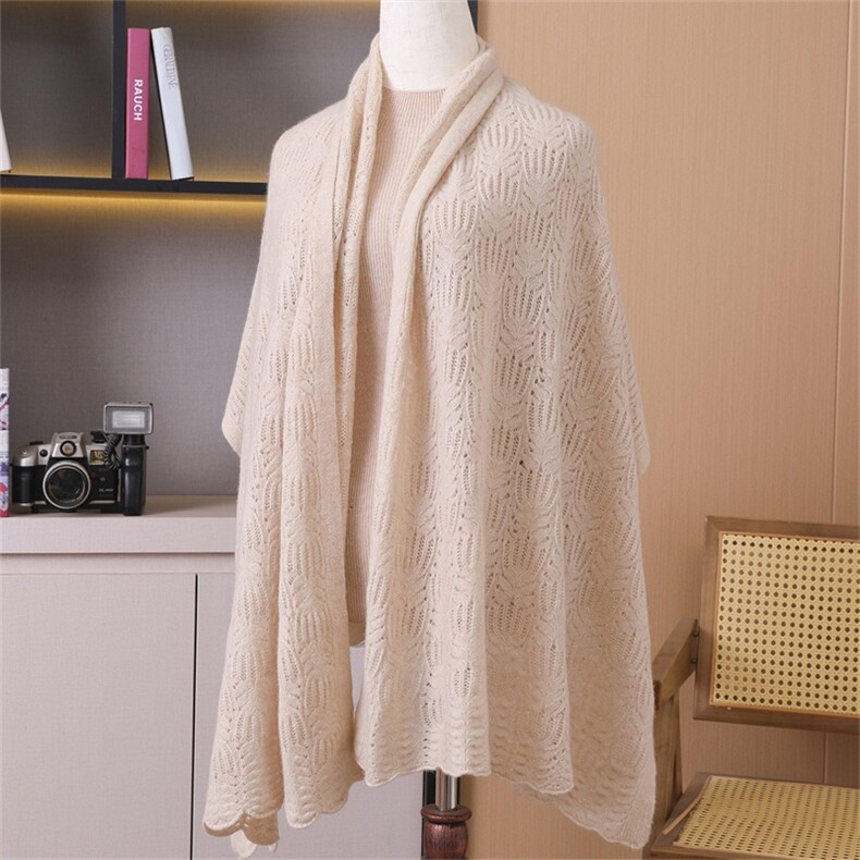 2025年新款重工钩花镂空百搭披肩休闲时尚通勤，披肩，科源羊绒