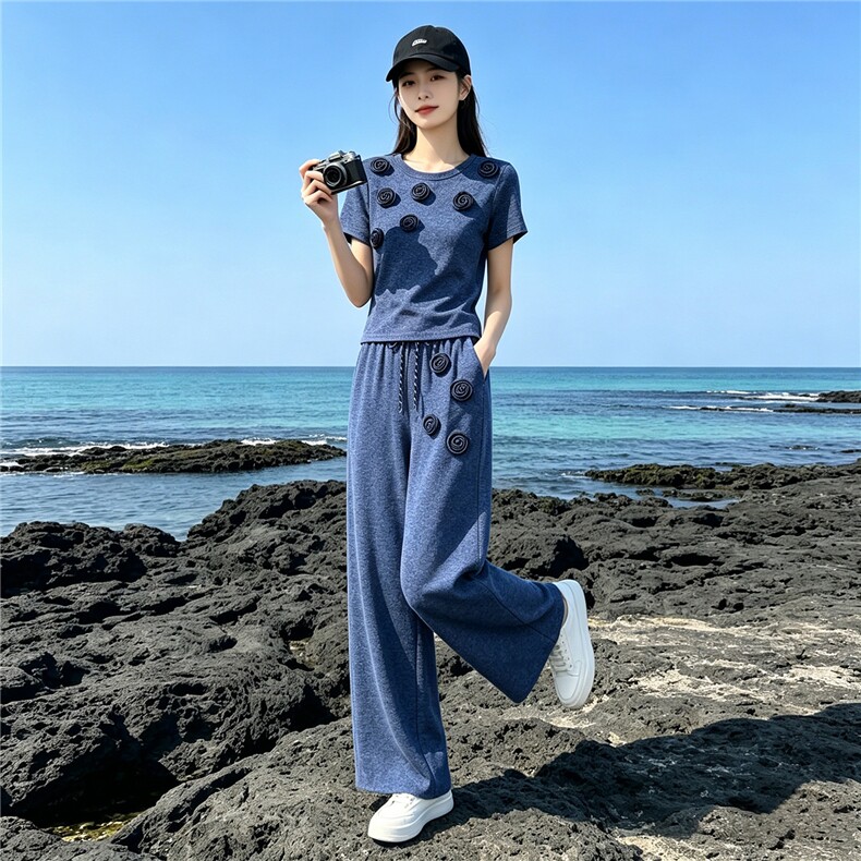 欧货时尚休闲运动套装夏季新款圆领立体花朵上衣直筒长裤两件套潮,女装套装/套裙,江南