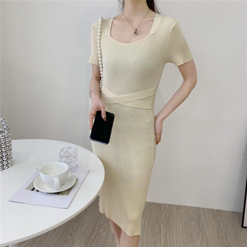 连衣裙，女装连衣裙，魅力元素