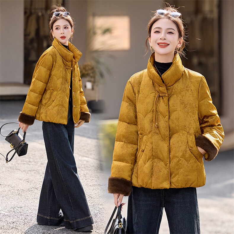 新中式G风提花短款羽绒服女2025冬季新款独特气质红色白鸭绒外套,女装羽绒服,衣之秀