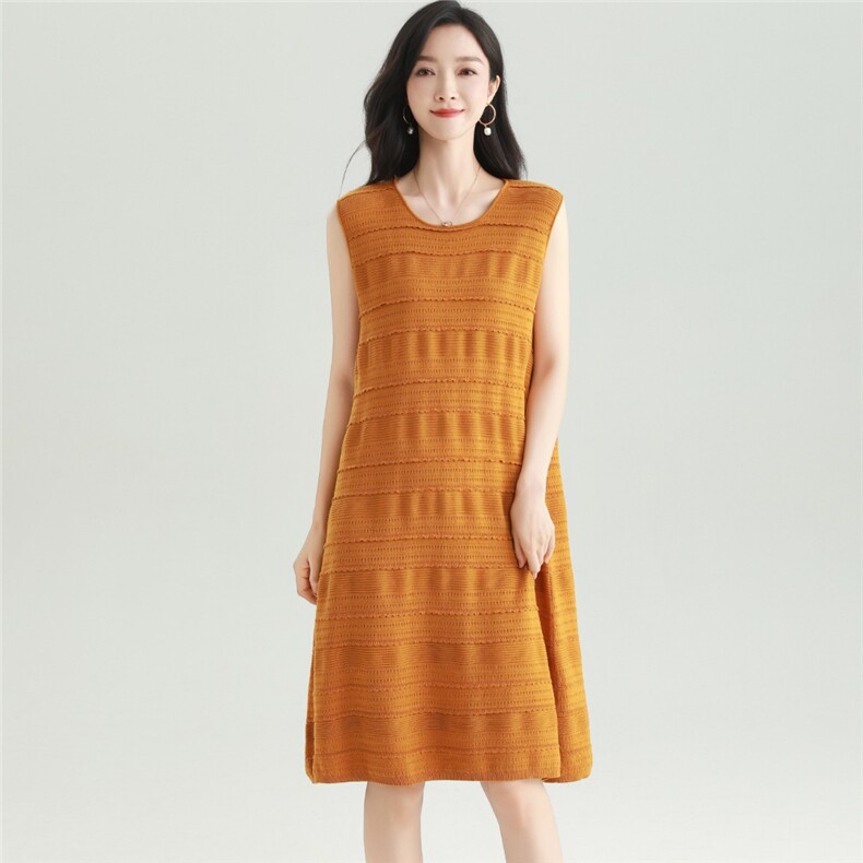 2025秋冬百搭时尚简约圆领无袖连衣裙，女装连衣裙，雅之冉羊绒