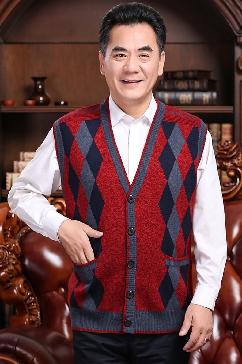 2024秋冬新款中老年男款V领拼色菱格纽扣背心马甲,男装羊绒背心,衣恋羊绒