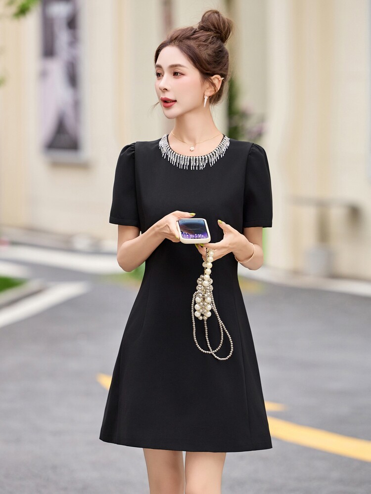 夏季连衣裙女2025新款新款洋气减龄收腰显瘦气质流行穿搭裙子,女装连衣裙,艾尚靓装