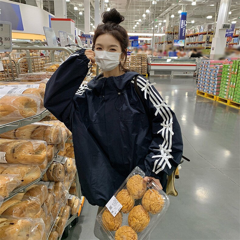 春季设计款蝴蝶结冲锋衣~C283-8261图片
