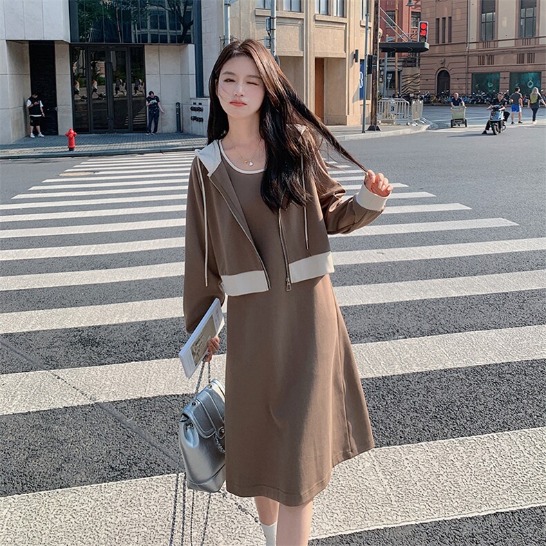 2023年秋季连衣裙卫衣套装B190-82398-P150-K208,女装套装/套裙,一九零