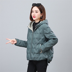 2023新款时尚休闲连帽羽绒服修身显瘦保暖外套，女装羽绒服，依恋蒂丝