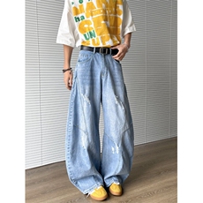 浅蓝色
