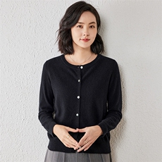 2025年春季修身型常规单件长袖开衫圆领单排扣时尚百搭，女装羊绒衫，春贝羊绒