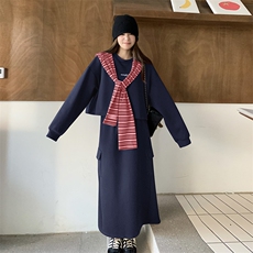 藏青色