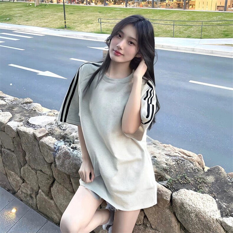 抖音得物品质二开240克宽松纯棉美式潮牌印花三条杠中性风短袖T恤,男装T恤,电商A486