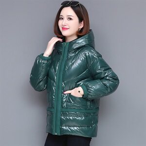 2020冬装新款韩版时尚百搭温暖舒适羽绒服图片