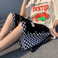 黑色