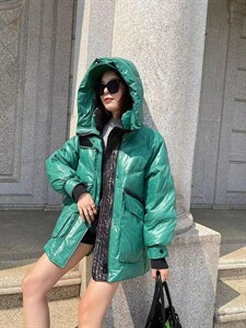 爱美欧 冬季现货 撞色羽绒服图片