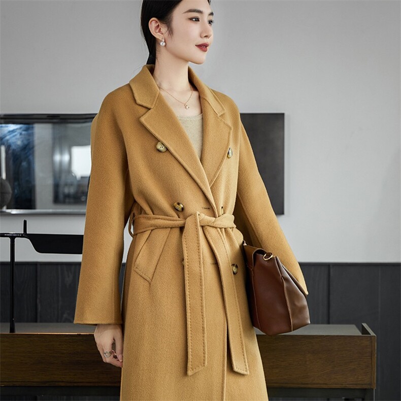 2024经典款801驼色羊毛双排扣大衣女秋冬中长款毛呢外套，女装双面呢大衣，爱绒人羊绒大衣工厂店
