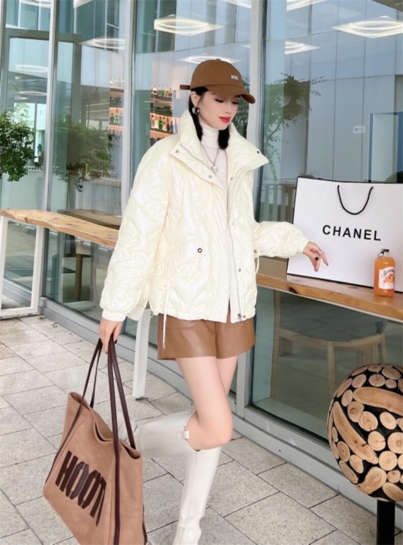 现货，冬季羽绒服，女装羽绒服，艾伊贝雪