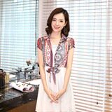 印花时尚气质蝴蝶结花色百搭方领件短袖开衫短款修身蕾丝衫/雪纺衫，女装蕾丝衫/雪纺衫，婵米儿