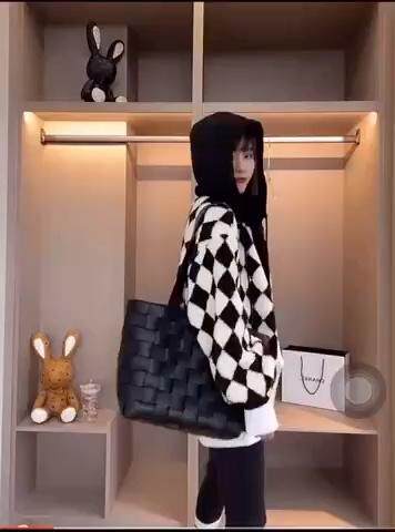 皮毛?卫衣帽外套，女装卫衣/绒衫，卡薇尔