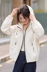 短款风衣外套女春秋2025年初秋季新款女装气质小个子休闲时尚上衣，女装短外套，丽影随形