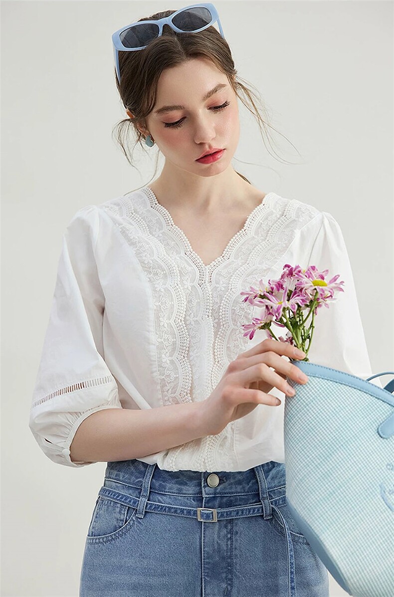 2025法式重工花边V领抗皱竹纤维泡泡灯笼袖上衣，女装T恤，湘姗