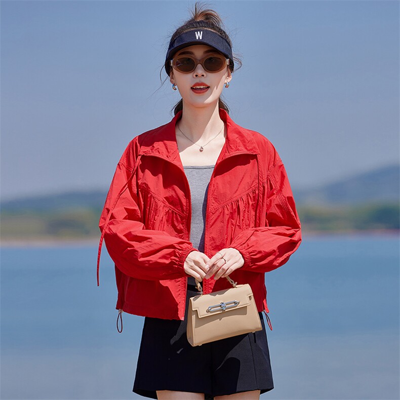 红色宽松防晒衣女2025新款夏季韩版潮流透气减龄小个子休闲短外套,女装防晒衣,靓衣阁