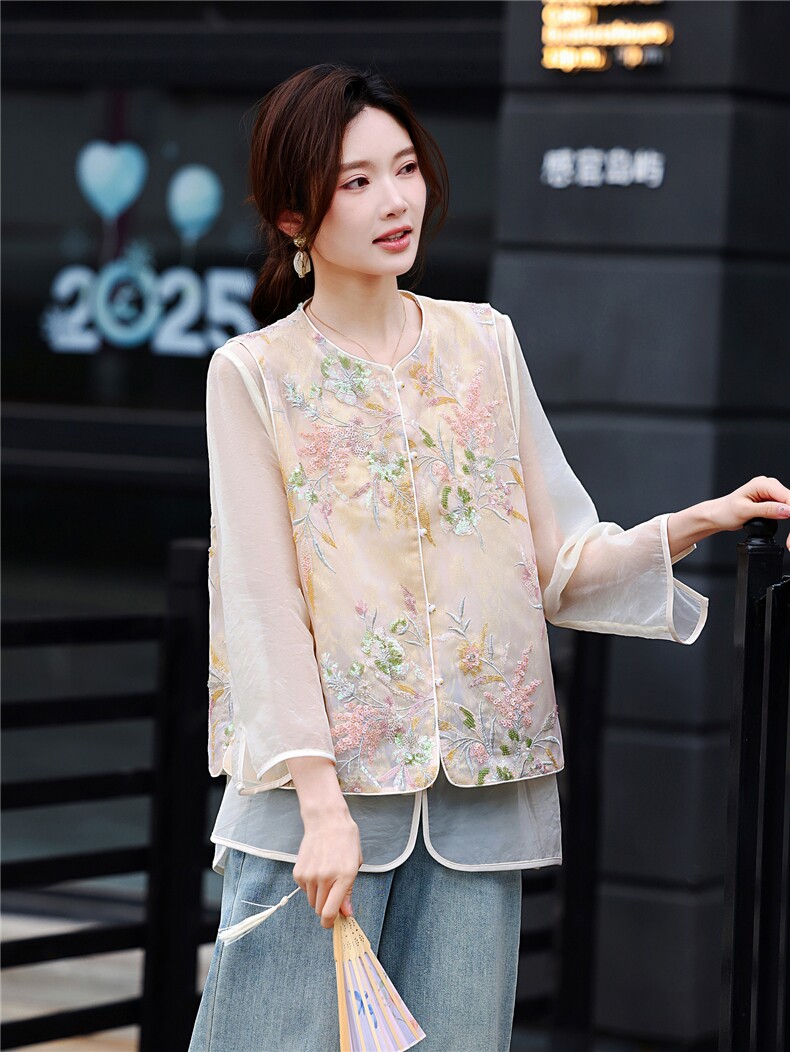 重工钉珠刺绣新中式风背心套装女2026年春夏新款搭配两件套,女装套装/套裙,鑫源服饰